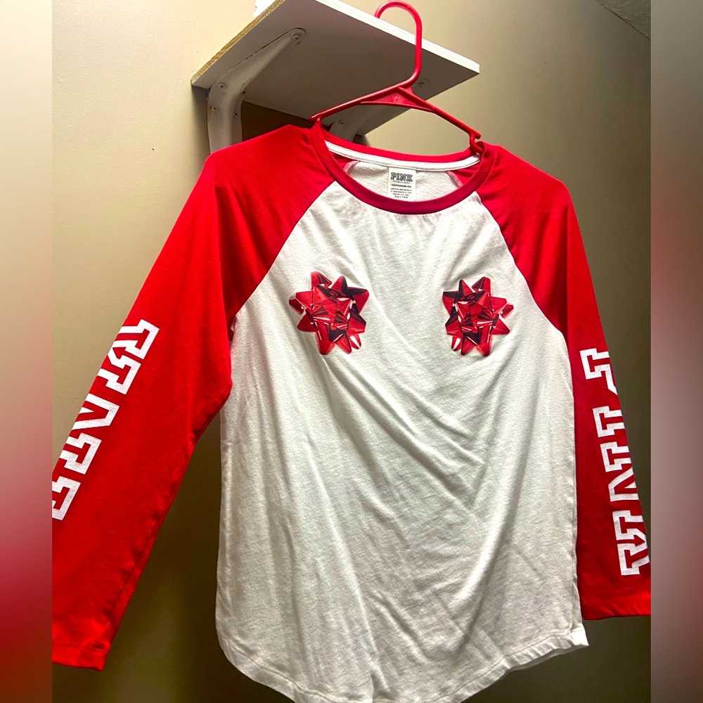 VS pink Christmas top